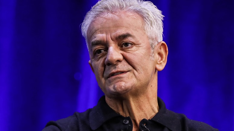 Zafer Algöz yüksek tatil fiyatlarına isyan etti: Kendinize çeki düzen verin