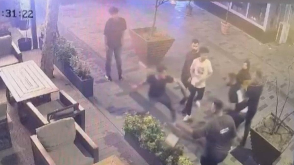 Beyoğlu'nda Ürdünlü tacizcilere meydana dayağı