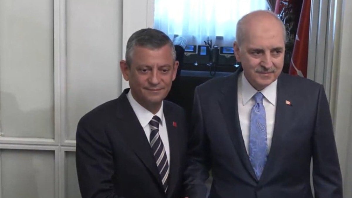 Numan Kurtulmuş'tan Özgür Özel'e ziyaret