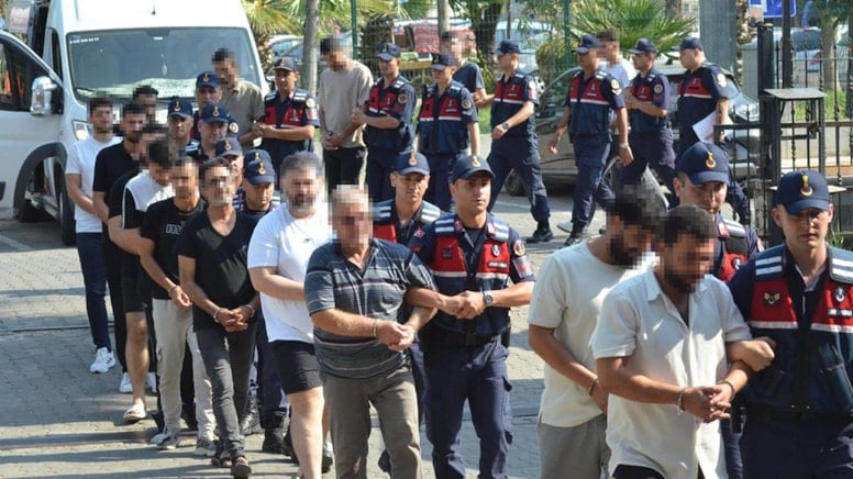 Sosyal Medyada Yüksek Kazanç Tuzağı: 11 İlde Dev Operasyon, 33 Tutuklama! Sosyal Medya