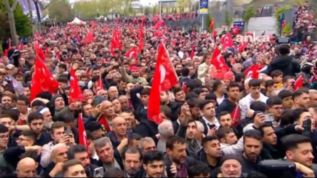 Tekstil işçisine 'Erdoğan'a hakaretten iki ayrı iddianame