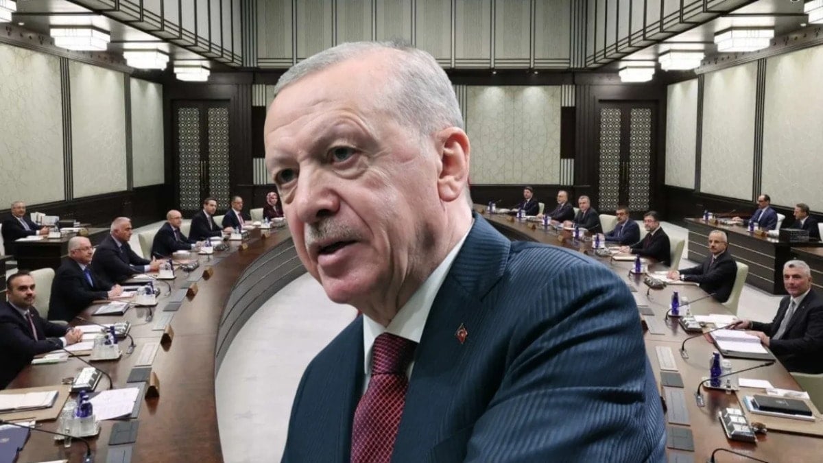 Ankara kulisleri ısındı: Kabinede sürpriz! Tarih vererek açıkladı