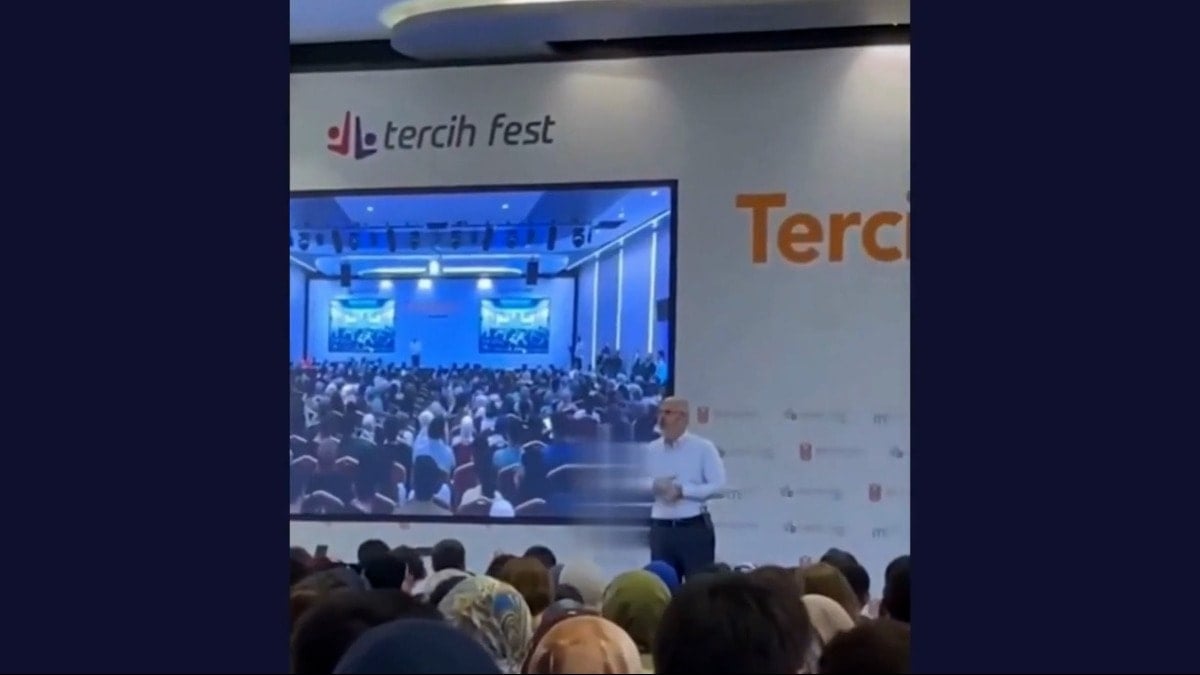 Saray'ın danışmanını çile çıkaran cevap! Salon bir anda buz kesti