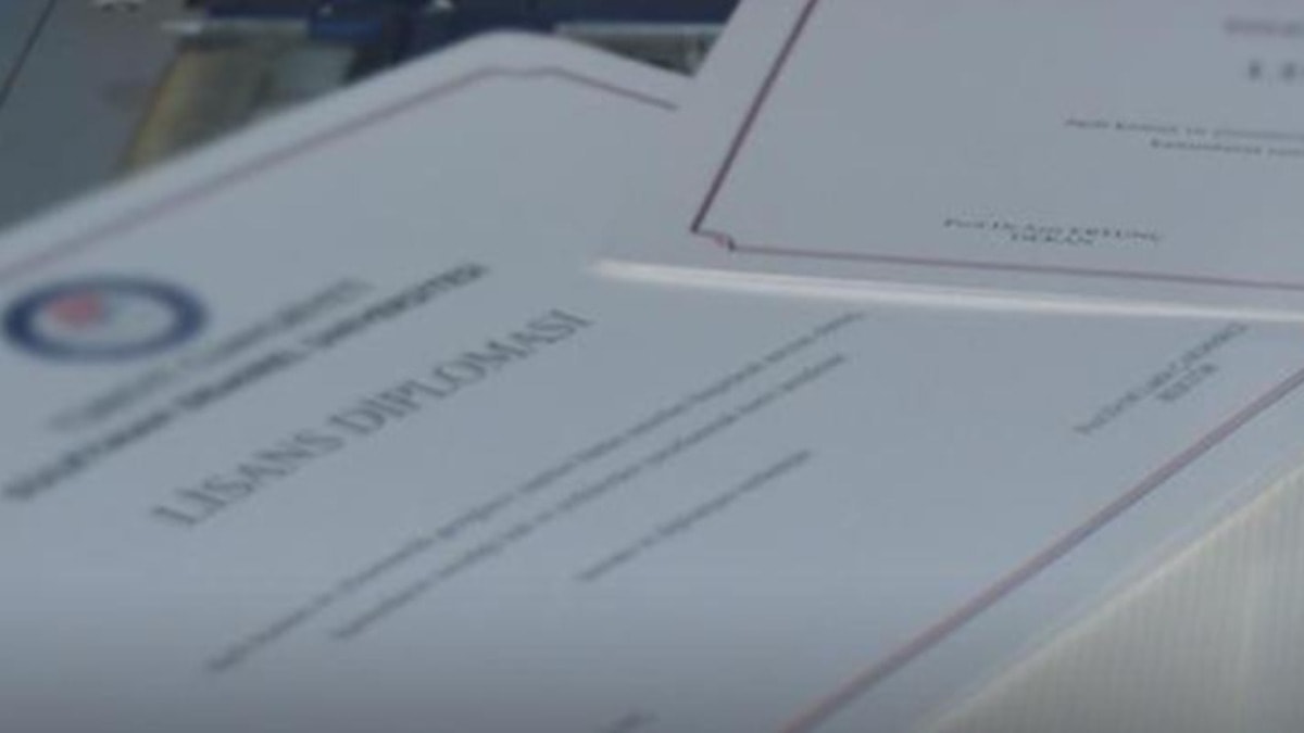 400 akademisyen 'Kara Listede'