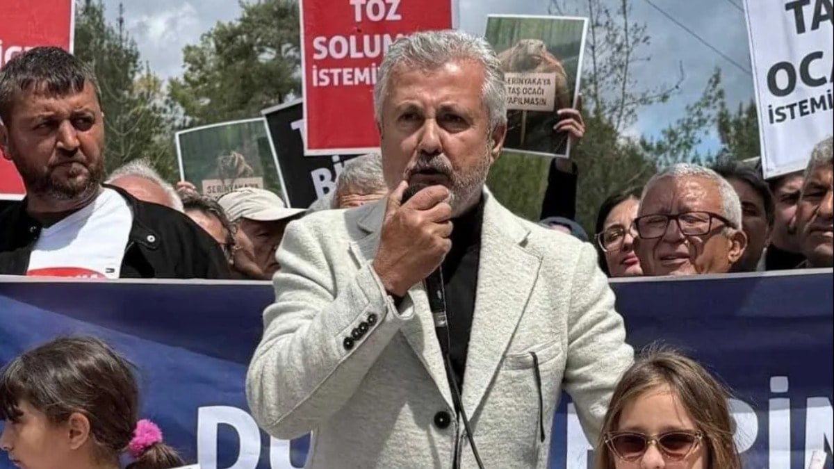 Üyeliği askıya alınmıştı: Eski belediye başkanı Şükrü Sözen CHP'den istifa etti