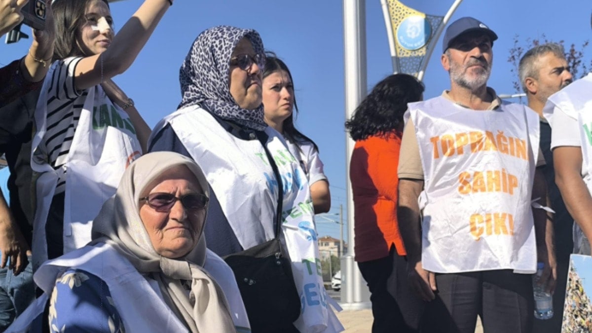 Köylülerden, AKP’li belediye önünde ‘çöp tesisi’ tepkisi