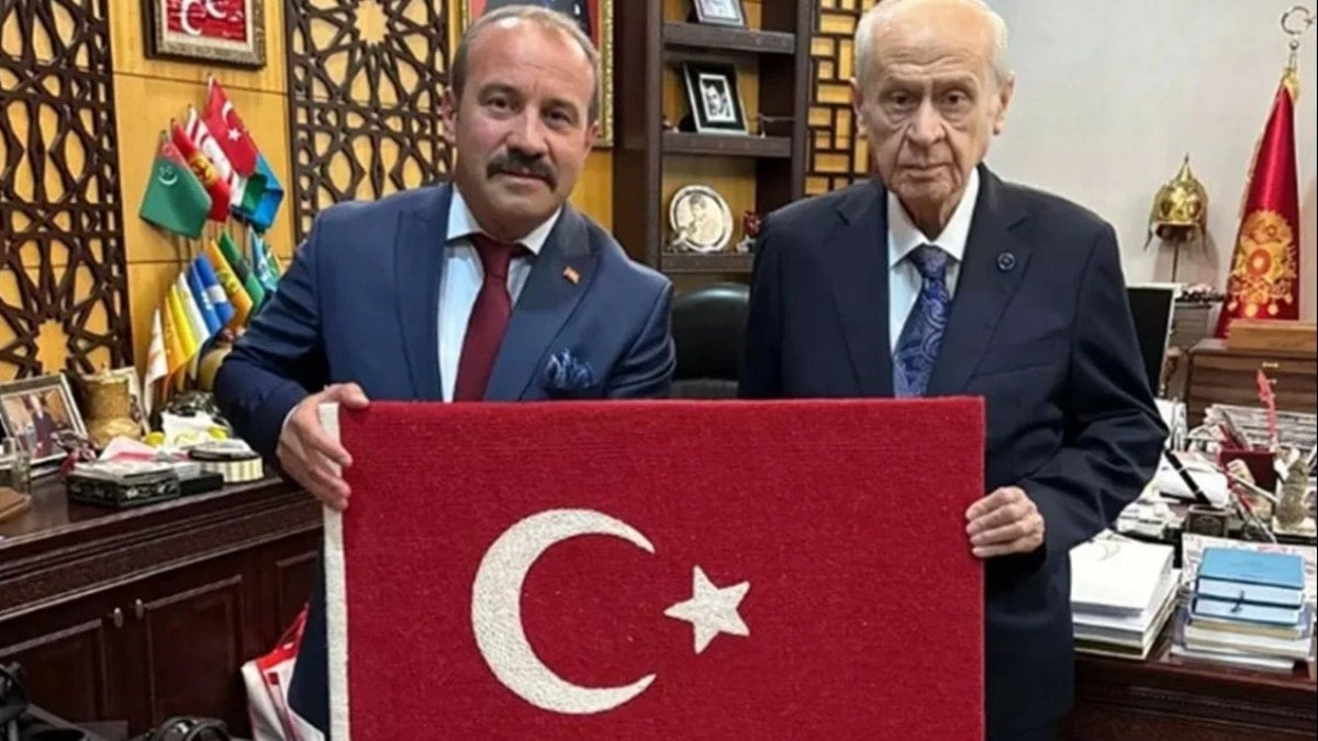 MHP'li belediyeden 'Bahçeli' kararı!