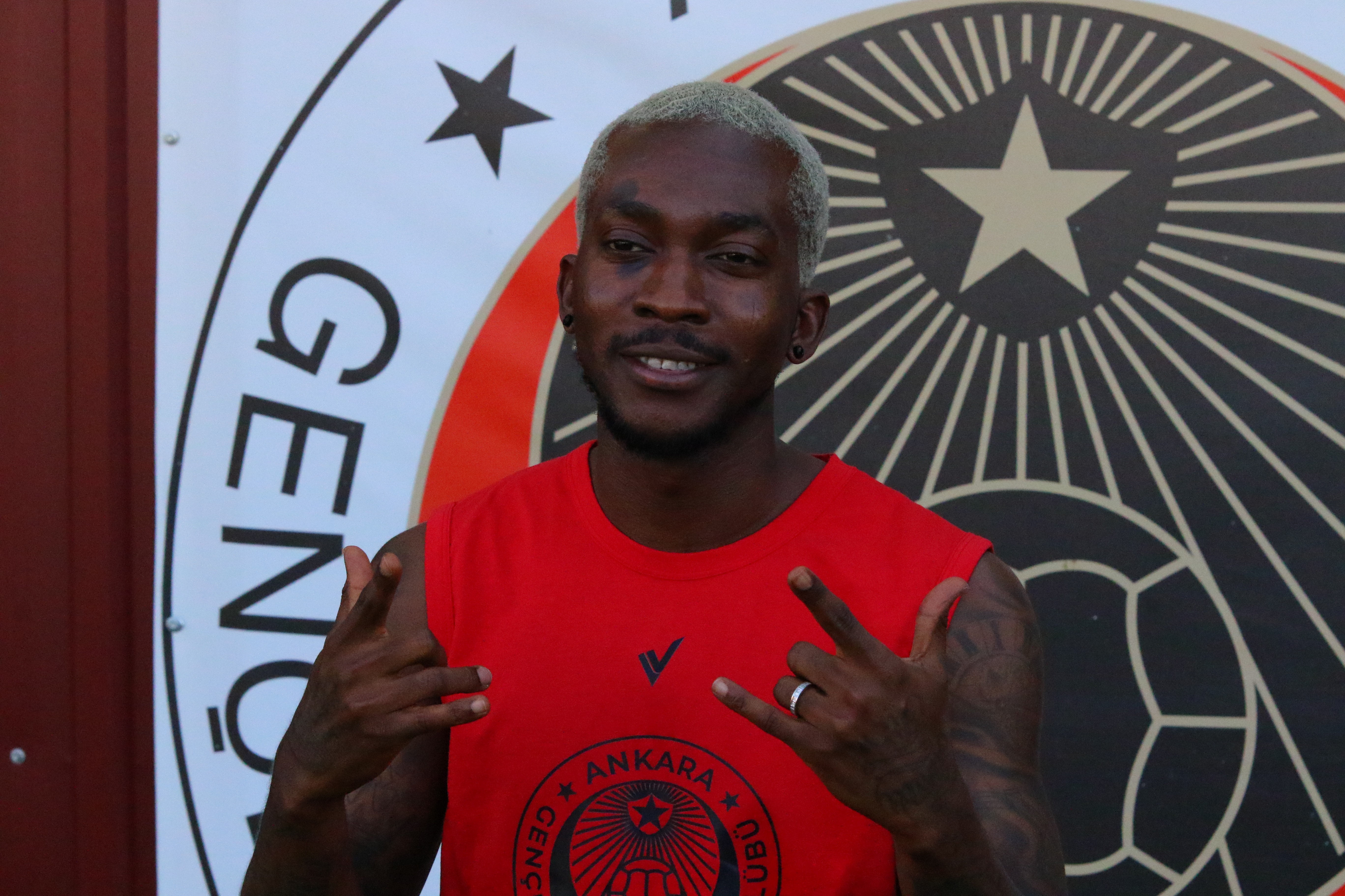 Henry Onyekuru: Futbola tekrar dönebilmek için Gençlerbirliği’ni tercih ettim