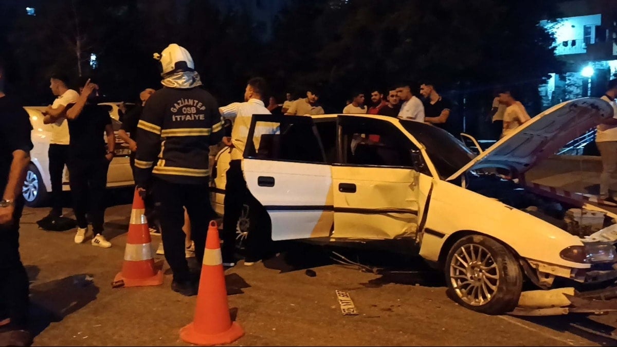 Gaziantep'te kaza sonrası kavga: Ortalık savaş alanına döndü: Çok sayıda yaralı ve gözaltı var