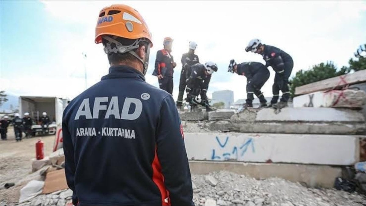 Deprem ve yangınla mücadele eden AFAD'ın bütçesi yüzde 60 kesildi
