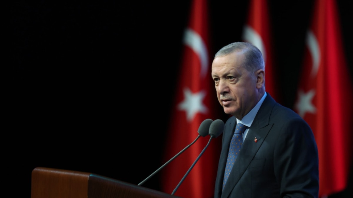Yandaş yazardan AKP'lilere ateş puskürdü: Bu Erdoğan'a ihanet