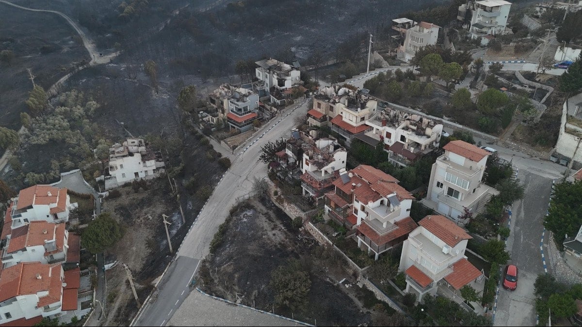 İzmir'de yangın felaketi: Alevler evlere dayandı