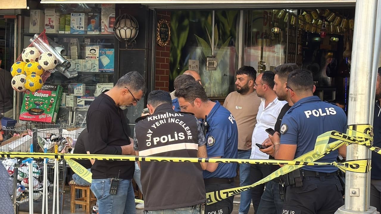 Bıçaklı kavgada yaralanmıştı, hayatını kaybetti