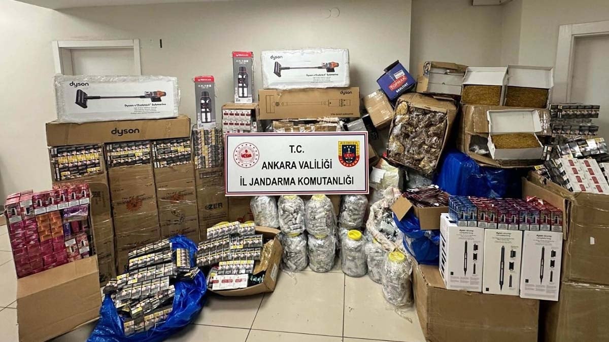 Başkentte piyasa değeri 7 milyon 250 bin lira olan kaçak ürün ve eşya ele geçirildi