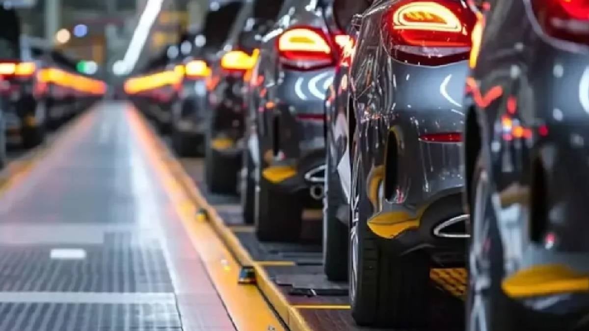 Otomotiv devinde ölümcül hata: 121 bin aracını geri apar topar çağırdı