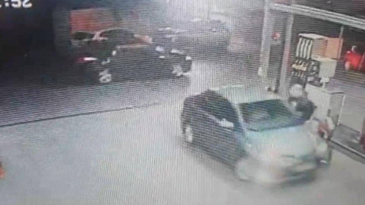 İstanbul'un göbeğinde dehşete düşüren cinayet: Silahla ateş etti, araçla ezdi