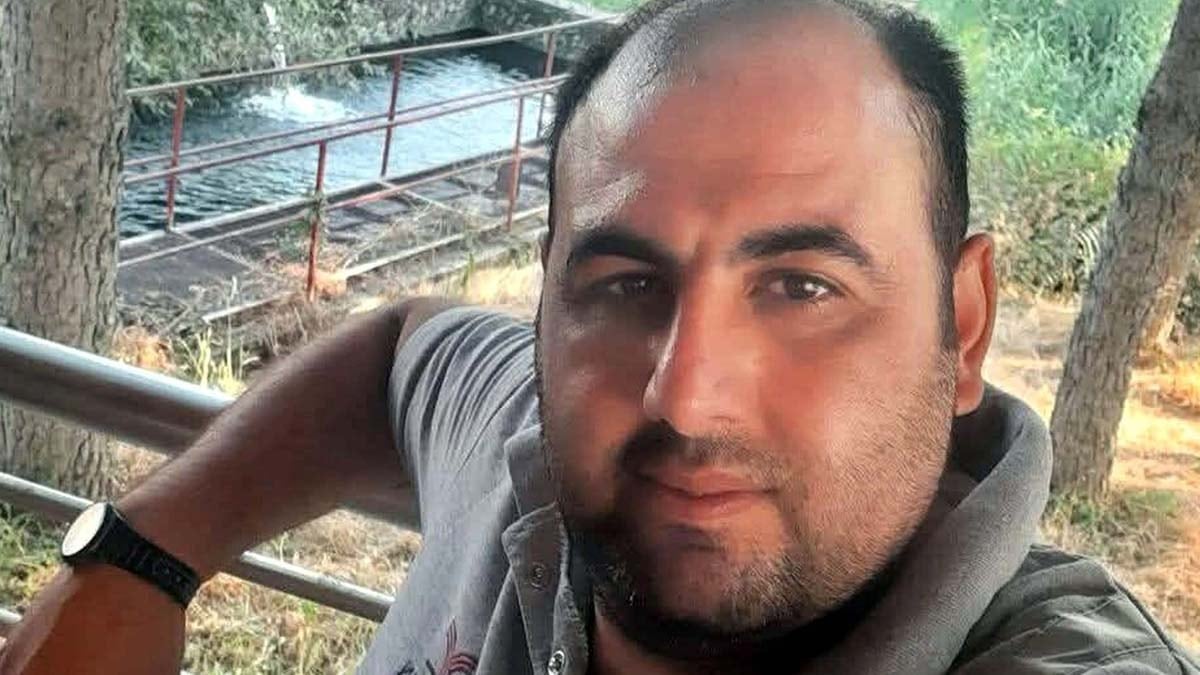 Hem istinat duvarına hem araca çarptı: Yaşamını yitirdi