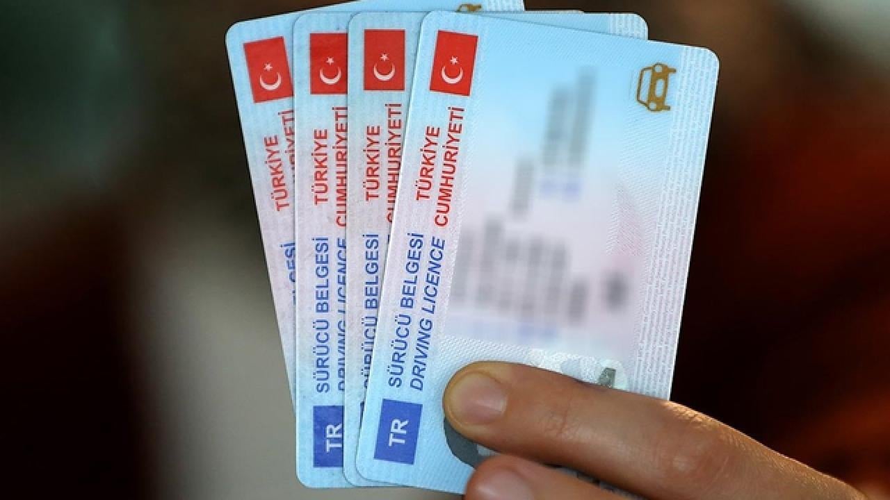 İçişleri Bakanlığı'ndan B sınıfı ehliyet uyarısı: 10 gün içinde başvurmayan hakkını kaybedecek