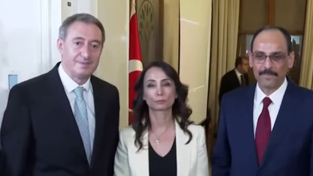 MİT Başkanı DEM Parti grubunu ziyaret ediyor