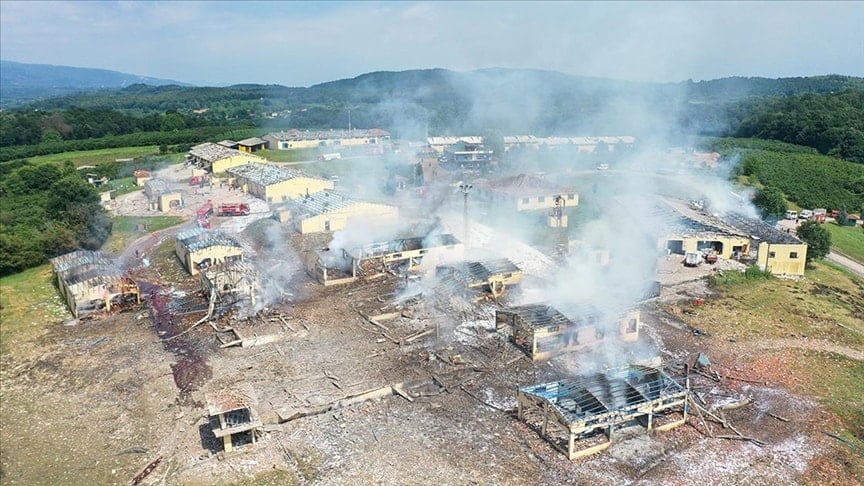Sakarya'daki havai fişek patlamasında yargılanan büyük patronun firari olduğu ortaya çıktı