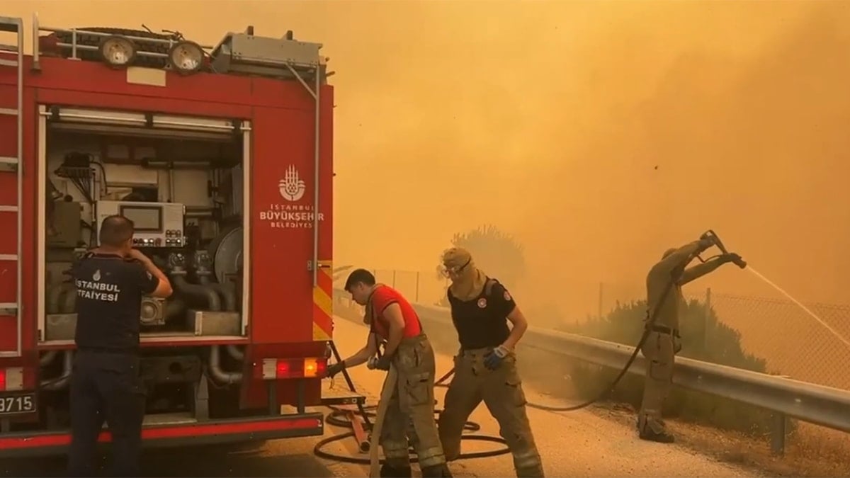 İstanbul Büyükşehir Belediyesi'nde yangın seferberliği