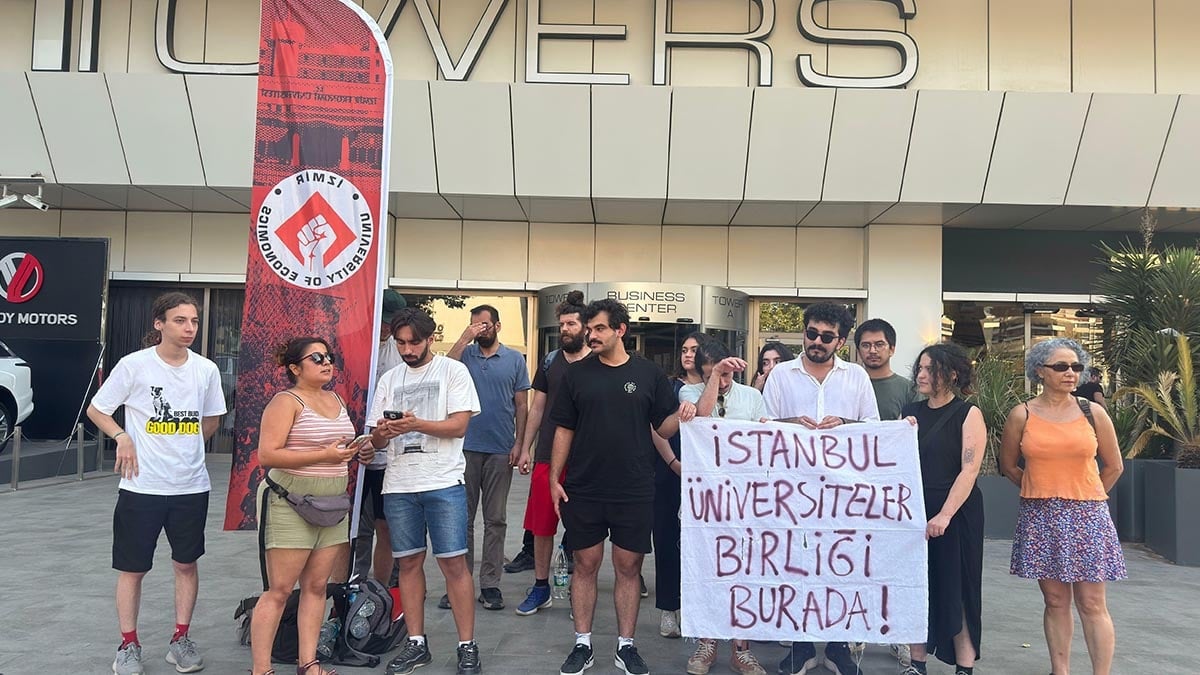 İzmir’de Üniversitelilerden Akbelen direnişine destek