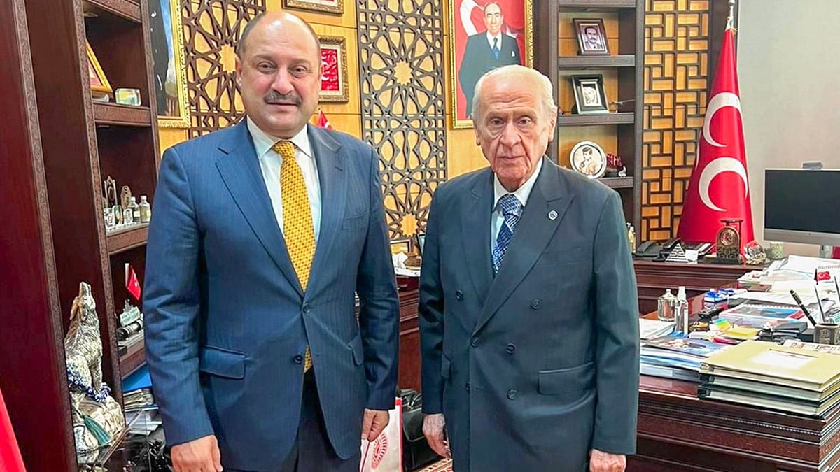 İlk açıklama geldi: Kasım Gülpınar MHP'ye mi transfer olacak?