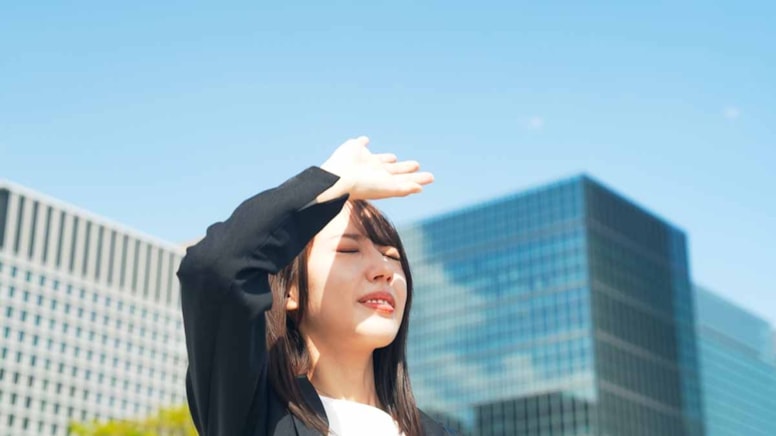 Ne güneş ne sıcak... Japonların bu basit yöntemi güneşin altında bile tüm vücudu soğutuyor!