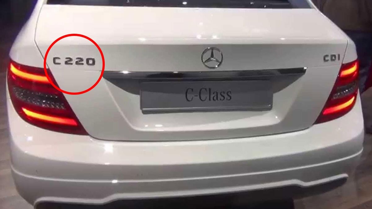 Mercedes'lerin arkasındaki harfler hangi anlama geliyor?