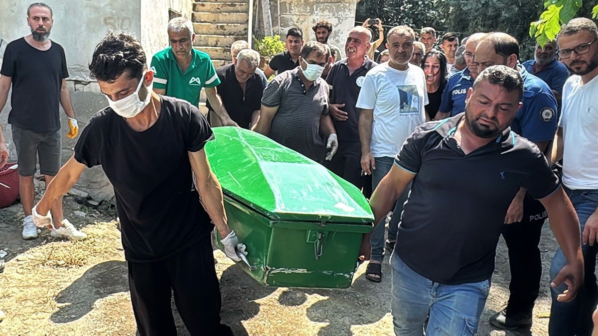 Yangın çıkan müstakil evde iki çocuk annesi hayatını kaybetti