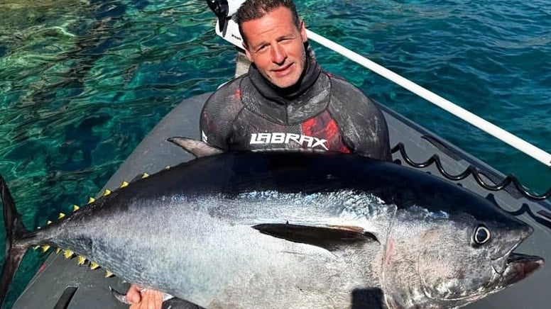 Nihat Altınkaya ha catturato un tonno da 85 libbre