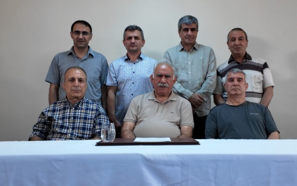 Teröristbaşı Öcalan'ın videosundaki bu adamlar kim?