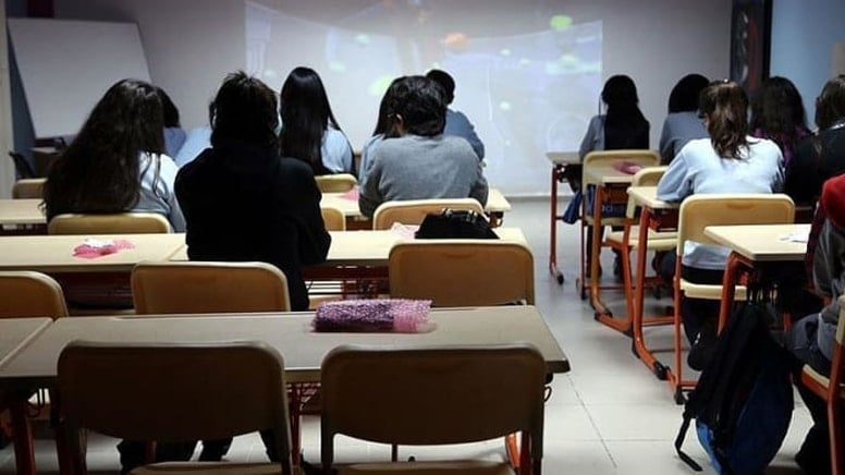Zorunlu lise eğitimi 2 yıla mı düşecek? Bakan Tekin'den açıklama