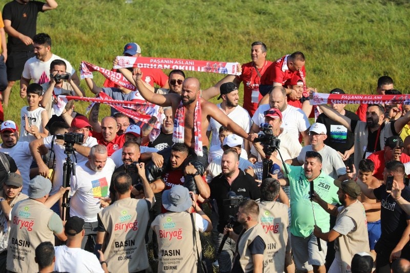 664. Tarihi Kırkpınar Yağlı Güreşleri'nde başpehlivan belli oldu!