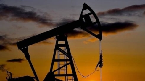 Petrolde sabahın ilk saatlerinde korkutan düşüş!