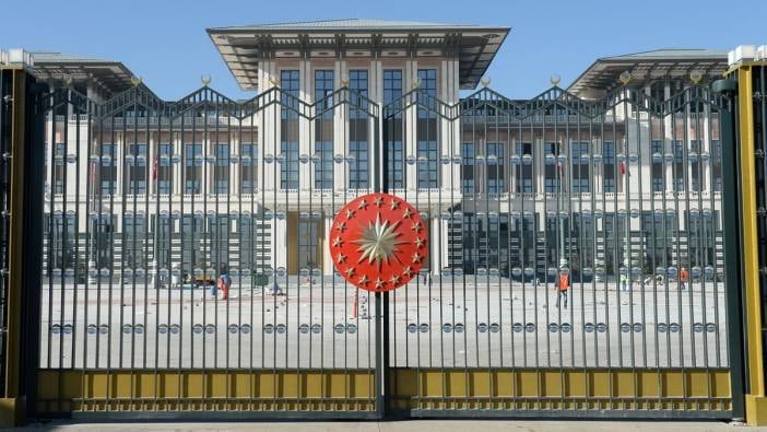 Sarayın lüksü halkın yükü