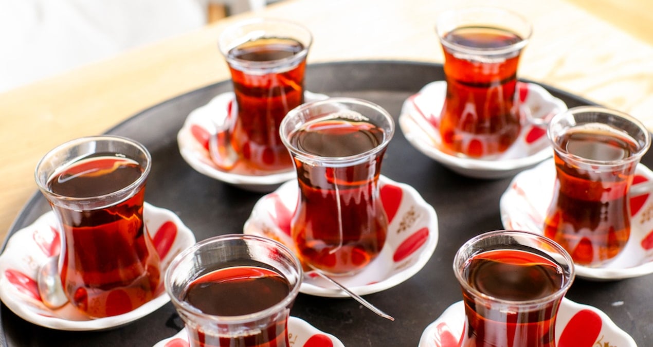 Türkiye'nin Ünlü Çay Markasında Skandal: Siyah Çayda Boya Bulundu! Tüketiciler Alarmda