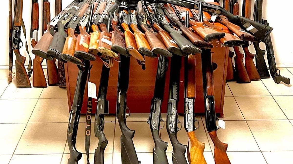 Samsun'da ruhsatsız silah operasyonu: 2 kişi yakalandı