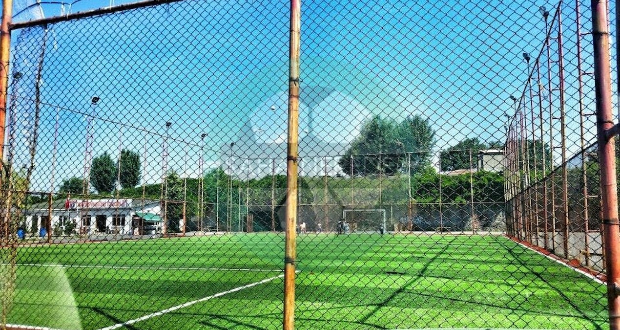 İstanbul Boğazı'nın Yıldızı: Rekor Fiyatla Halı Saha İhalesi!