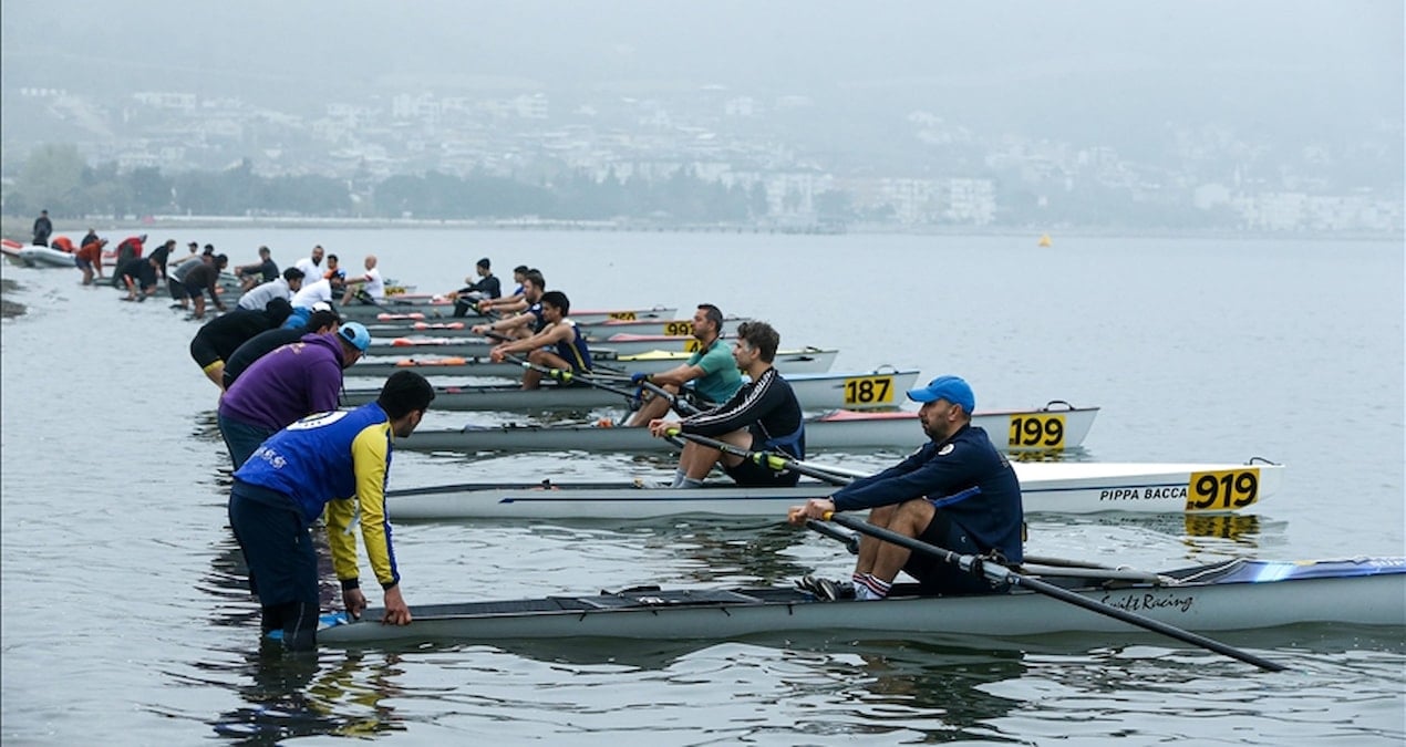 Türkiye, 2025 Deniz Küreği Dünya Şampiyonası'na Ev Sahipliği Yapacak: Kürek Sporunda Tarihi Bir An!