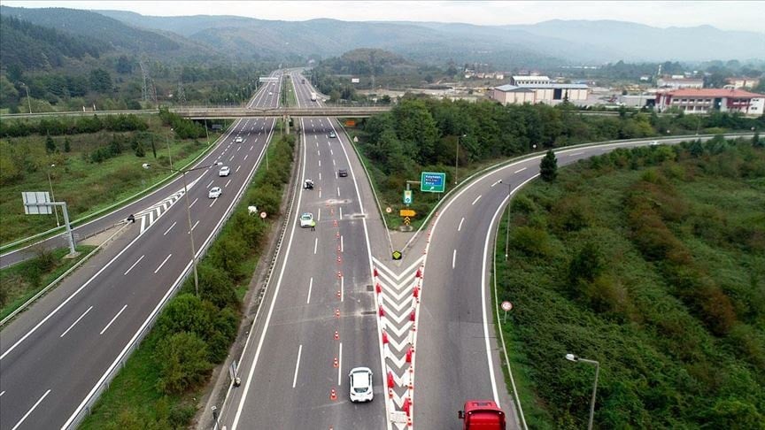 İstanbul'a gidiş 4 gün sınırlanıyor: Valilikten sürücülere uyarı