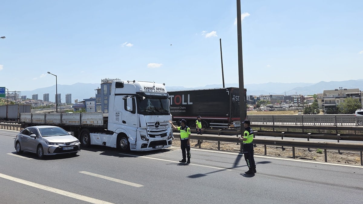 Anadolu Otoyolu zincirleme kaza: 4 kişi yaralı