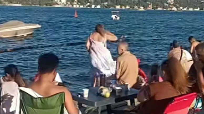 Bir dönemin yakışıklı oyuncusuydu...  Bebek Sahili'nden paylaştı: Artık yeni bir dönem var
