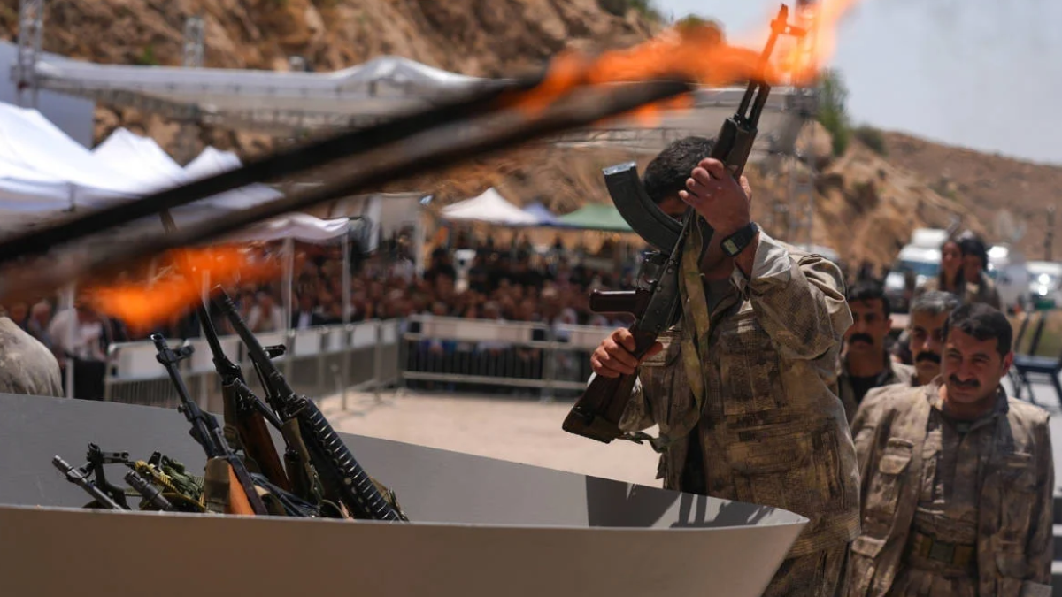 AKP kampında yanıtsız kalan soru: Askerlik çağına gelmiş PKK'lılar silah altına alınacak mı?