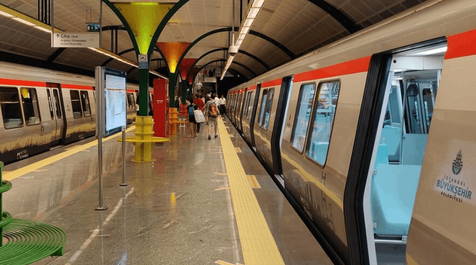 İstanbul'da iki metro durağı saat 10'da kapanacak
