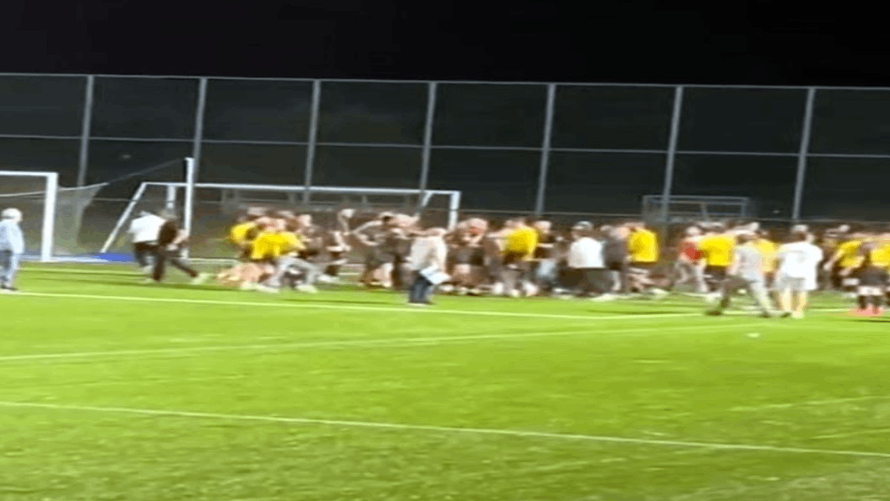 Köy turnuvasında ortalık karıştı: tekme tokat birbirlerine girdiler