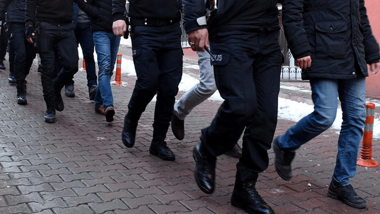 Kahramanmaraş'ta çeşitli suçlardan aranan 54 şüpheli tutuklandı