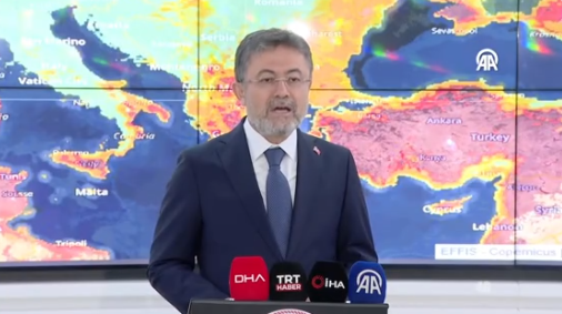 Bakan Yumaklı yangının devam ettiği tek yeri açıkladı
