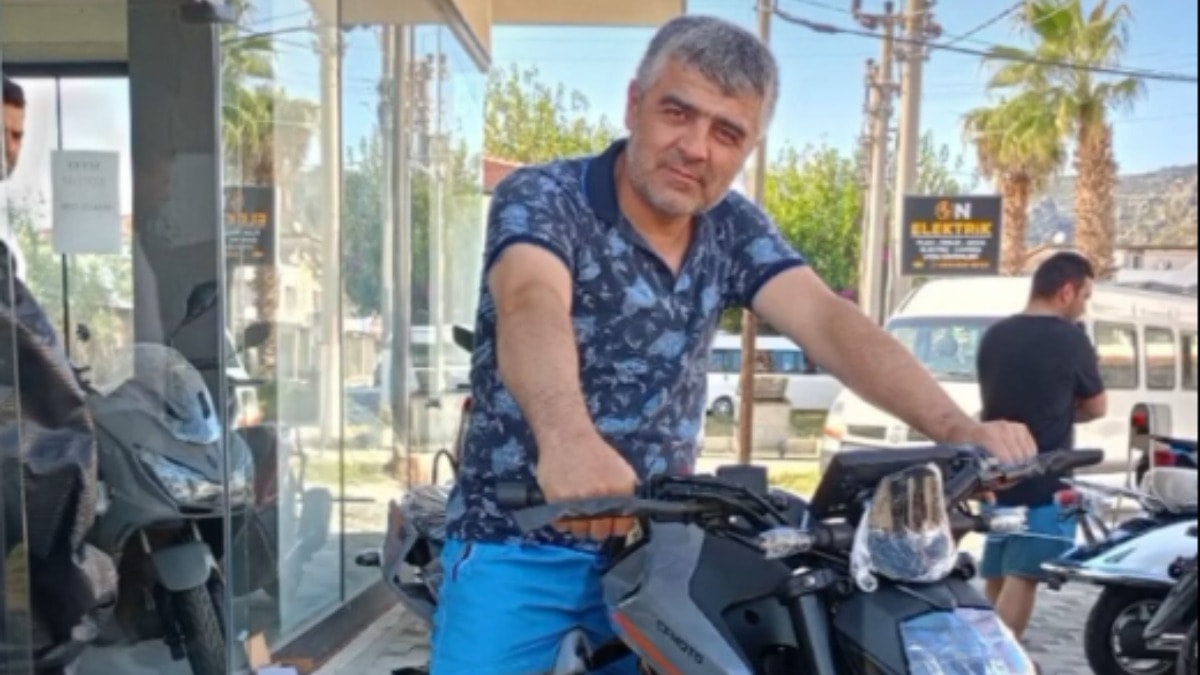 Zonguldak'ta motosiklet elektrik direğine çarptı: 1 ölü