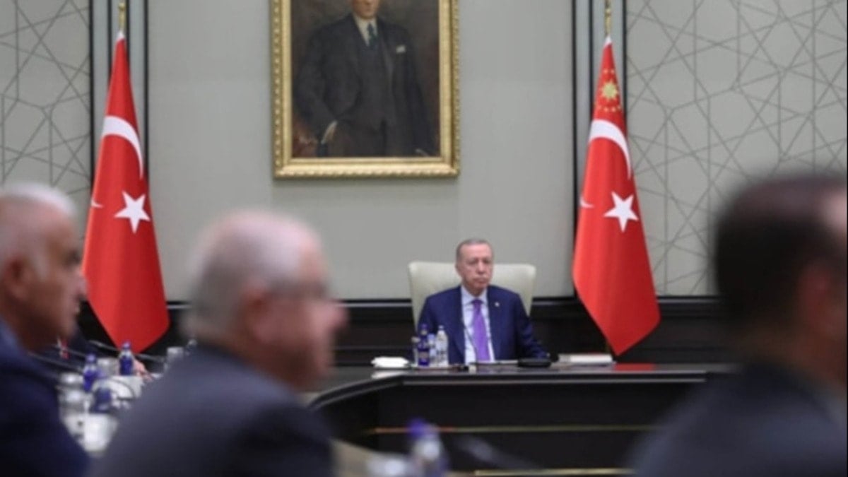 İddialı erken seçim çıkışı Kabine'den geldi!